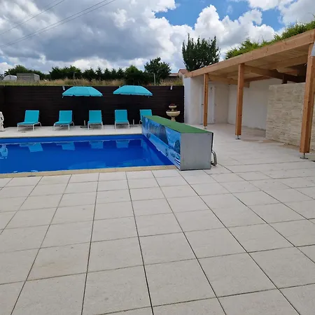 Villa Spacieuse Avec Piscine, Jacuzzi Port-Saint-Père