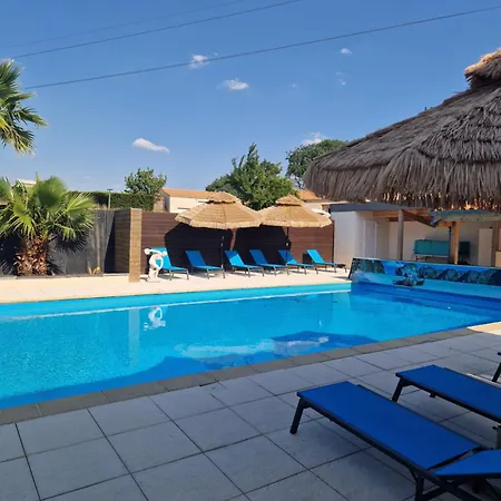 Spacieuse Avec Piscine, Jacuzzi Willa