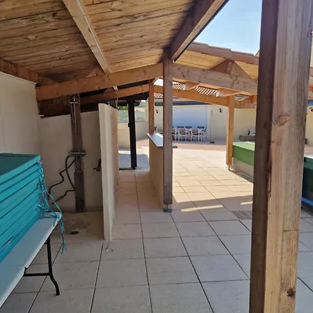 Spacieuse Avec Piscine, Jacuzzi Port-Saint-Père