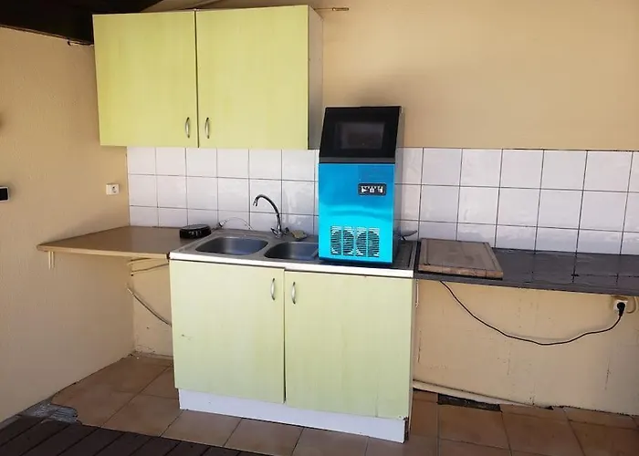 Spacieuse Avec Piscine, Jacuzzi Вилла *