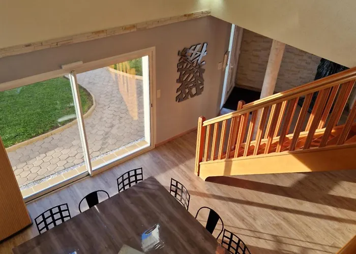 Spacieuse Avec Piscine, Jacuzzi Вилла *