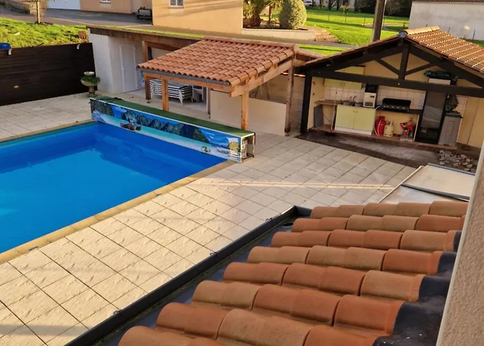 Вилла Spacieuse Avec Piscine, Jacuzzi *